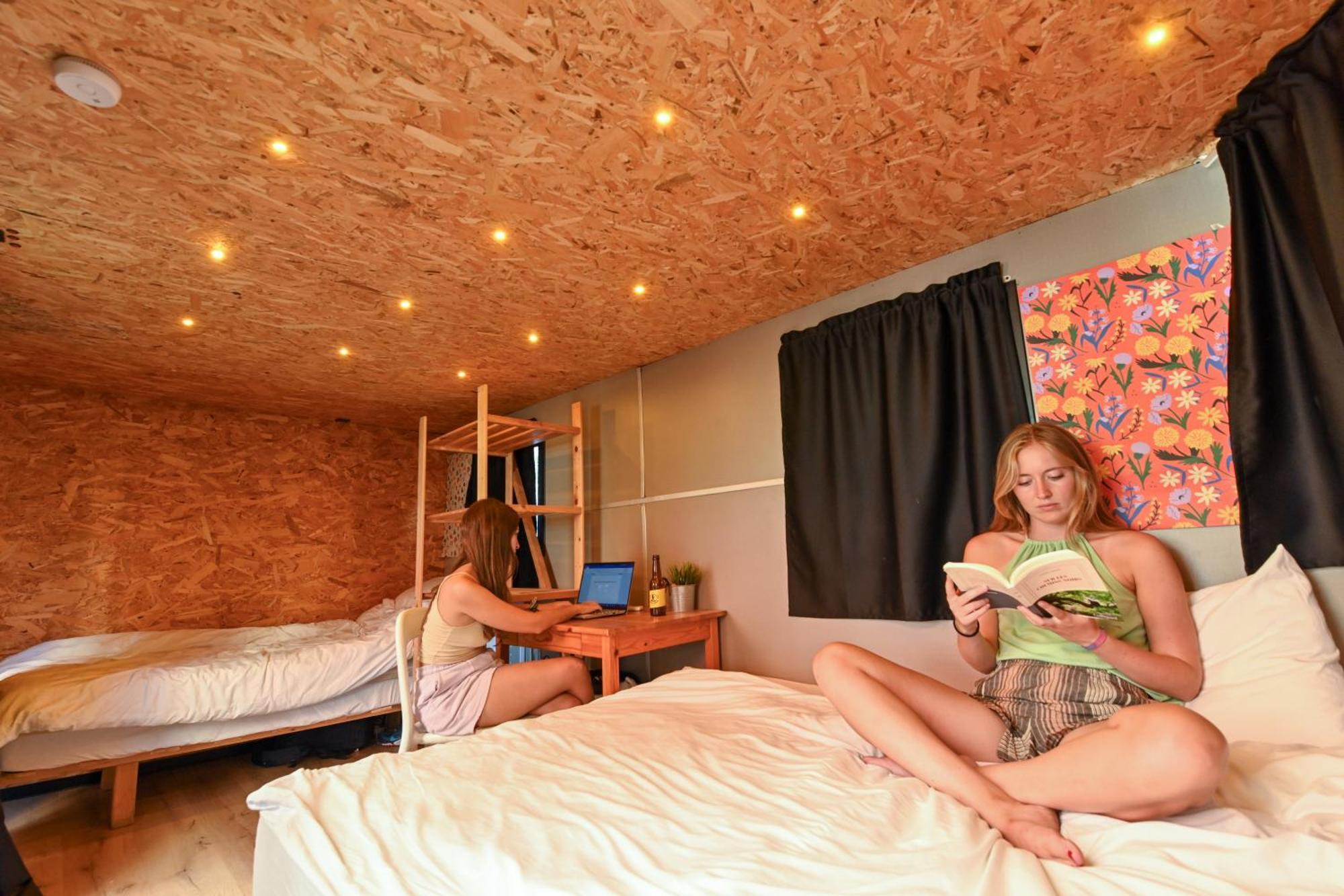 Caravan Hostel Tel Aviv By Roger Age 18-45 Εξωτερικό φωτογραφία